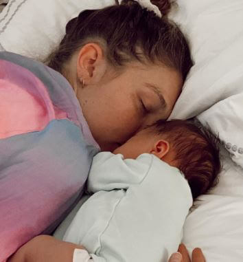 Yaser Malik granddaughter Khai with her mother Gigi Hadid.